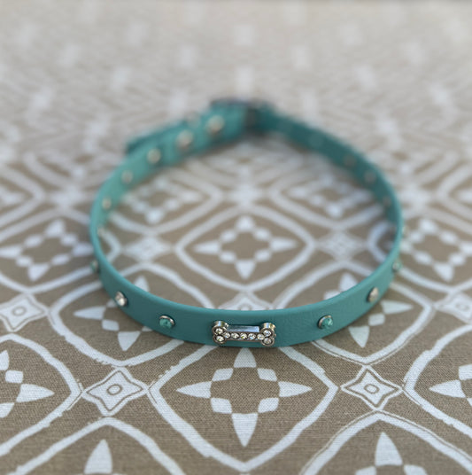 Collar perlado turquesa - hueso